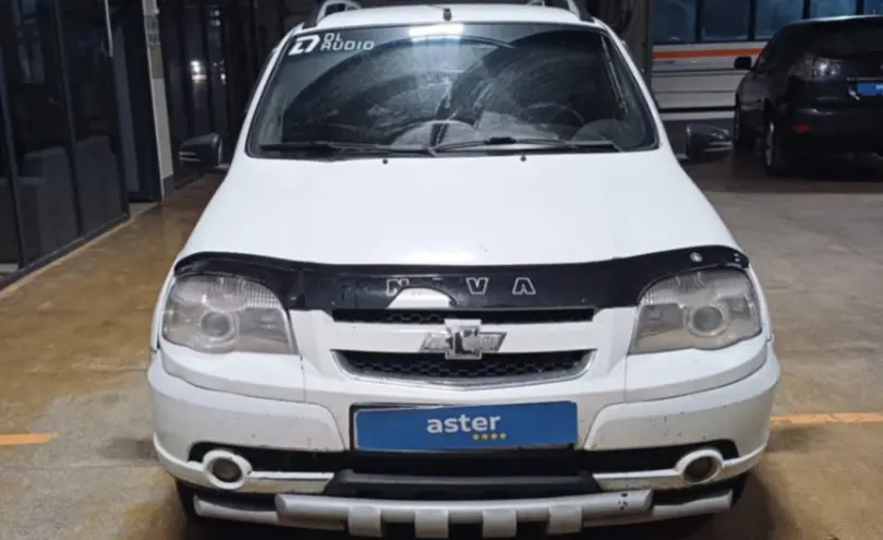 Chevrolet Niva 2014 года за 3 500 000 тг. в Караганда фото 2