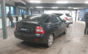 LADA (ВАЗ) Priora 2012 года за 2 000 000 тг. в Астана фото 3