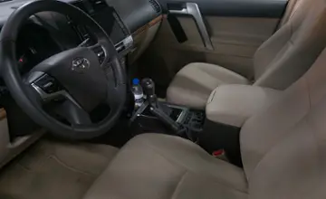 Toyota Land Cruiser Prado 2022 года за 45 000 000 тг. в Астана фото 5