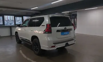 Toyota Land Cruiser Prado 2022 года за 45 000 000 тг. в Астана фото 4