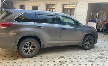 Toyota Highlander 2019 года за 18 000 000 тг. в Шымкент фото 2