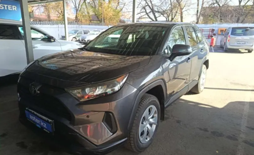 Toyota RAV4 2022 года за 15 000 000 тг. в Алматы