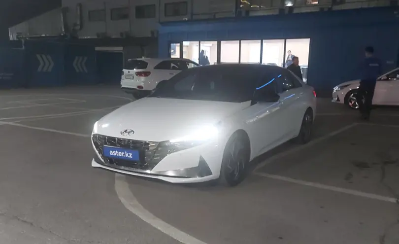 Hyundai Elantra 2022 года за 9 000 000 тг. в Алматы