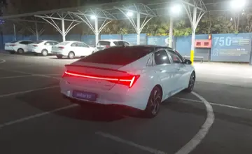 Hyundai Elantra 2022 года за 9 000 000 тг. в Алматы фото 3