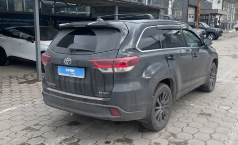 Toyota Highlander 2019 года за 19 000 000 тг. в Караганда фото 5