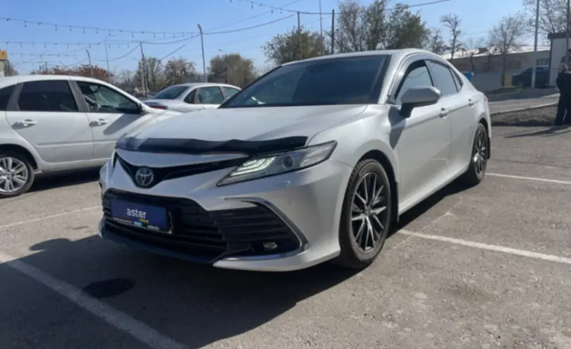 Toyota Camry 2021 года за 17 500 000 тг. в Тараз
