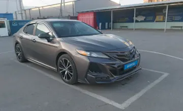 Toyota Camry 2017 года за 10 500 000 тг. в Шымкент фото 2