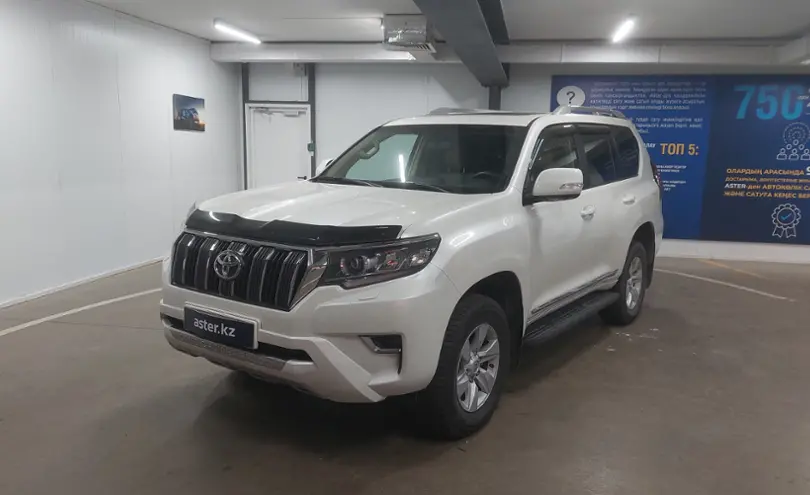 Toyota Land Cruiser Prado 2022 года за 35 000 000 тг. в Астана