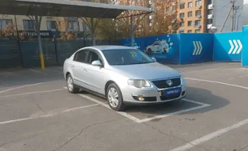 Volkswagen Passat 2010 года за 3 000 000 тг. в Алматы фото 2