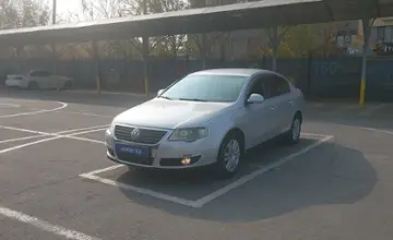 Volkswagen Passat 2010 года за 3 000 000 тг. в Алматы фото 1