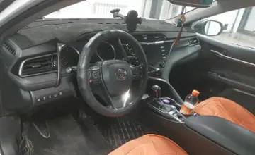 Toyota Camry 2020 года за 13 800 000 тг. в Астана фото 5