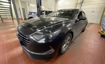 Hyundai Sonata 2019 года за 10 500 000 тг. в Астана фото 1