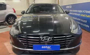 Hyundai Sonata 2019 года за 10 500 000 тг. в Астана фото 2