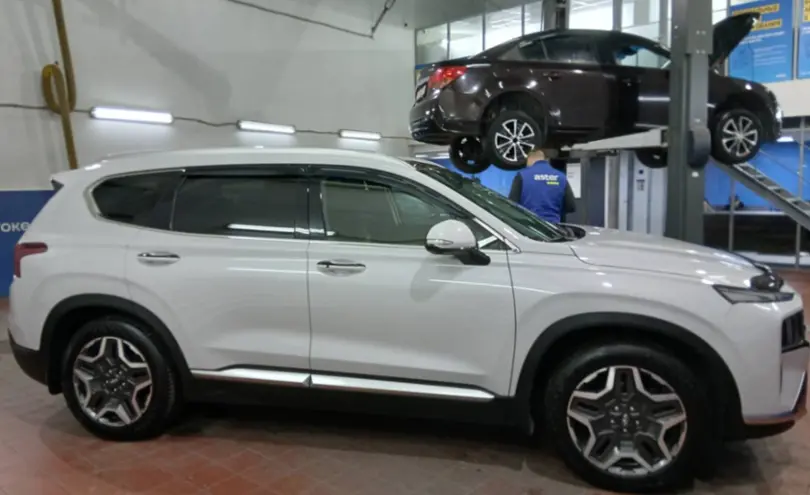 Hyundai Santa Fe 2023 года за 21 000 000 тг. в Астана фото 4