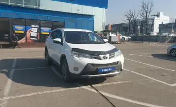 Toyota RAV4 2015 года за 11 000 000 тг. в Алматы фото 2
