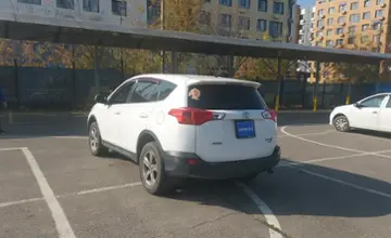 Toyota RAV4 2015 года за 11 000 000 тг. в Алматы фото 4