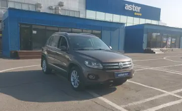 Volkswagen Tiguan 2016 года за 8 500 000 тг. в Алматы фото 2
