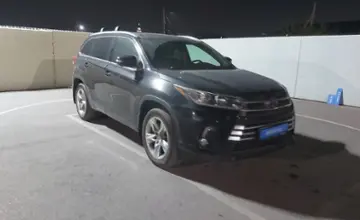 Toyota Highlander 2018 года за 18 000 000 тг. в Шымкент фото 2
