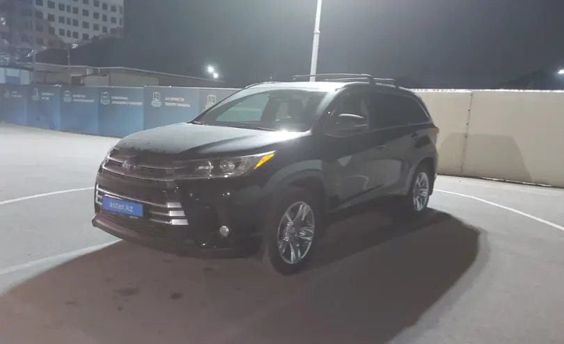 Toyota Highlander 2018 года за 18 000 000 тг. в Шымкент