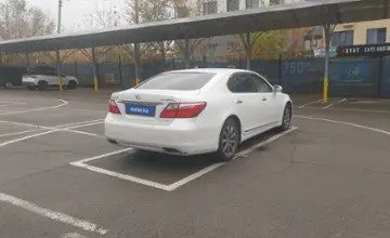 Lexus LS 2010 года за 6 500 000 тг. в Алматы фото 3
