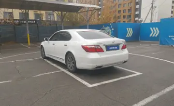 Lexus LS 2010 года за 6 500 000 тг. в Алматы фото 4