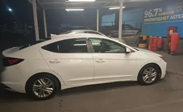 Hyundai Elantra 2019 года за 6 500 000 тг. в Алматы фото 4