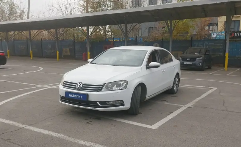 Volkswagen Passat 2014 года за 6 500 000 тг. в Алматы