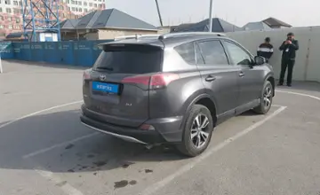 Toyota RAV4 2017 года за 10 500 000 тг. в Шымкент фото 3