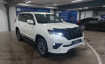 Toyota Land Cruiser Prado 2014 года за 19 000 000 тг. в Астана фото 2