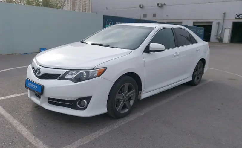 Toyota Camry 2013 года за 9 000 000 тг. в Шымкент