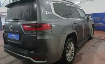 Toyota Land Cruiser 2022 года за 50 000 000 тг. в Астана