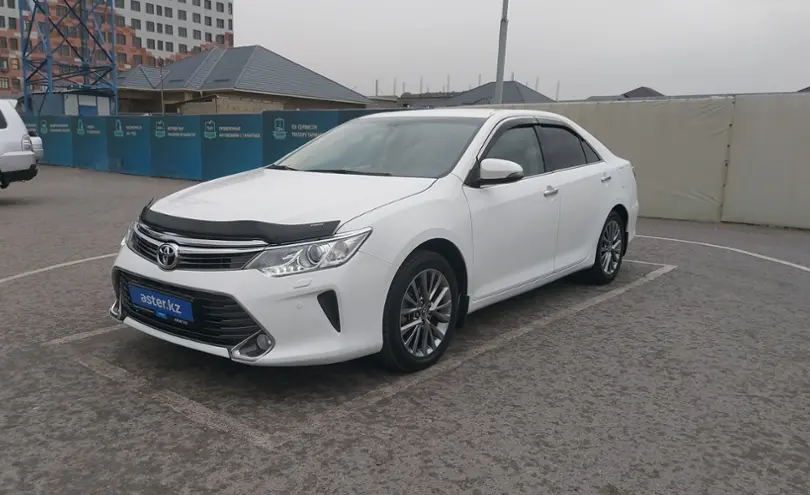 Toyota Camry 2016 года за 11 390 000 тг. в Шымкент