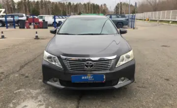 Toyota Camry 2014 года за 9 200 000 тг. в Усть-Каменогорск фото 2