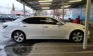Lexus LS 2011 года за 9 000 000 тг. в Алматы фото 4