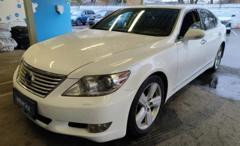 Lexus LS 2011 года за 9 000 000 тг. в Алматы