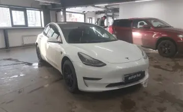 Tesla Model 3 2019 года за 11 000 000 тг. в Астана фото 2