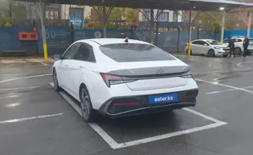 Hyundai Elantra 2024 года за 10 000 000 тг. в Алматы фото 4
