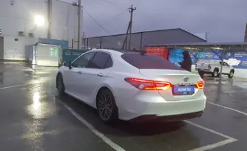 Toyota Camry 2022 года за 19 000 000 тг. в Шымкент фото 4