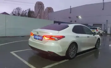 Toyota Camry 2022 года за 19 000 000 тг. в Шымкент фото 3