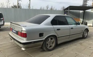 BMW 5 серии 1990 года за 2 500 000 тг. в Уральск