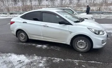 Hyundai Accent 2013 года за 3 700 000 тг. в Усть-Каменогорск фото 4
