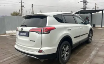 Toyota RAV4 2018 года за 11 000 000 тг. в Уральск