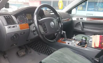 Volkswagen Touareg 2006 года за 5 500 000 тг. в Шымкент фото 5