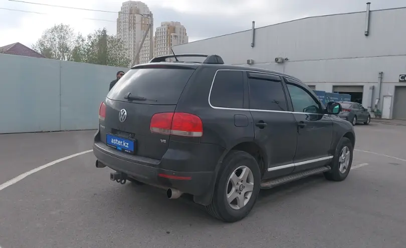 Volkswagen Touareg 2006 года за 5 500 000 тг. в Шымкент фото 3