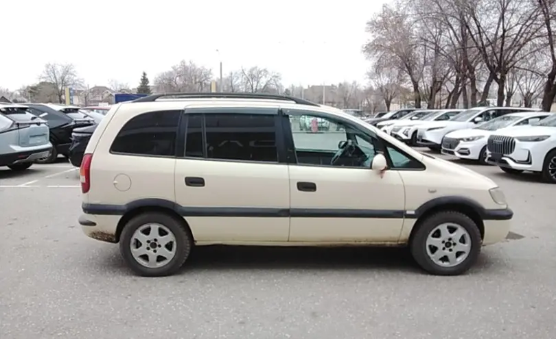 Opel Zafira 2002 года за 2 500 000 тг. в Актобе фото 4
