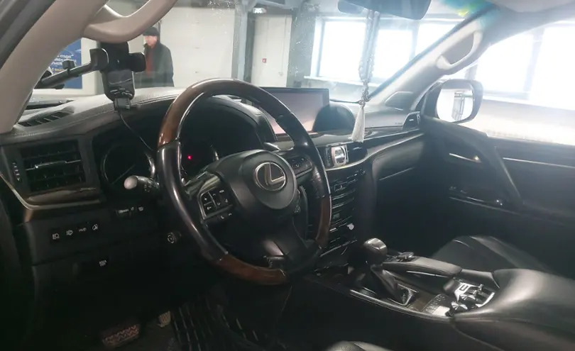 Lexus LX 2015 года за 40 000 000 тг. в Астана фото 5