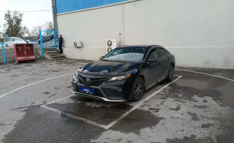 Toyota Camry 2020 года за 12 000 000 тг. в Тараз