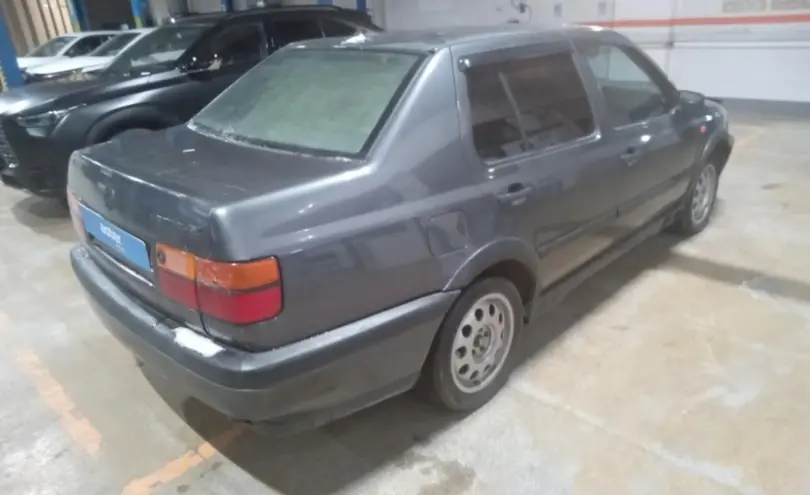 Volkswagen Vento 1992 года за 1 000 000 тг. в Караганда фото 5