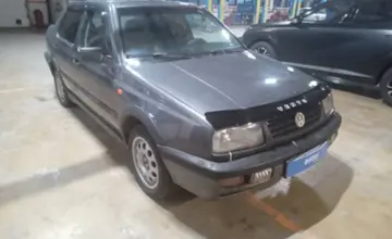 Volkswagen Vento 1992 года за 1 000 000 тг. в Караганда фото 3