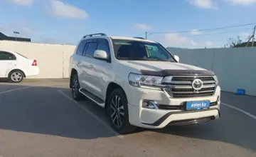 Toyota Land Cruiser 2017 года за 32 000 000 тг. в Шымкент фото 2